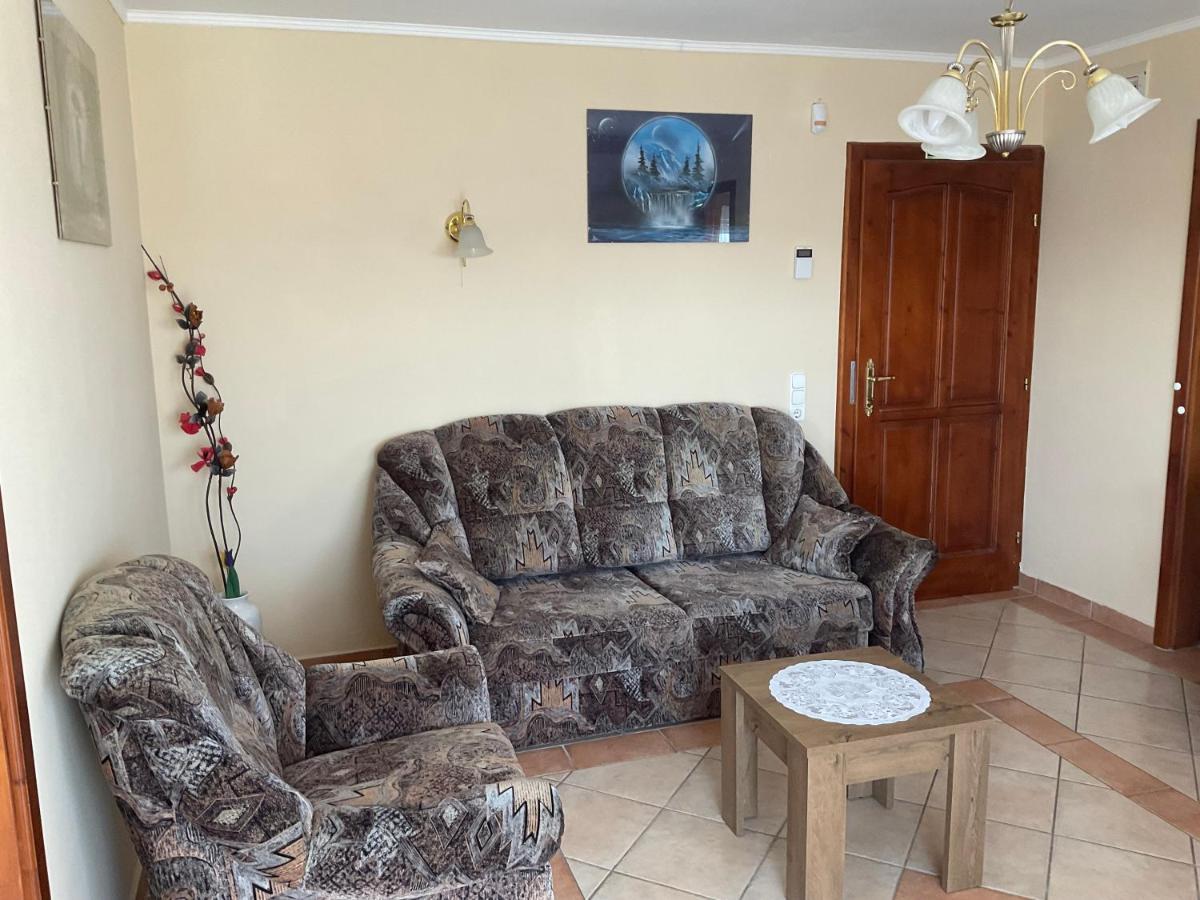 Arany Apartmanhaz Zalagyoengye زلاكاروس المظهر الخارجي الصورة