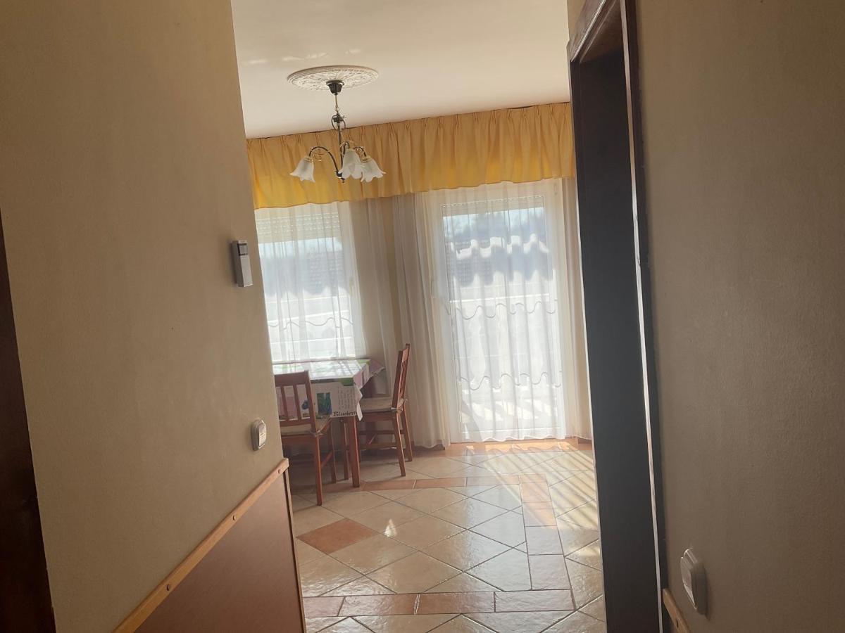 Arany Apartmanhaz Zalagyoengye زلاكاروس المظهر الخارجي الصورة