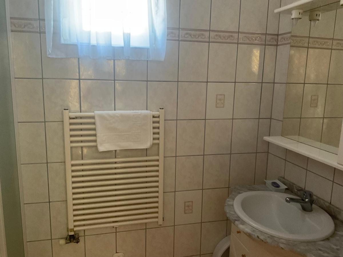 Arany Apartmanhaz Zalagyoengye زلاكاروس المظهر الخارجي الصورة